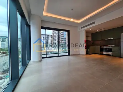 2BR Pool View Apt for Rent with Kitchen Appliances
