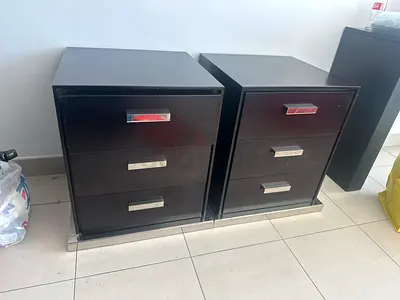 2 solid identical bedside draw, slight wear and tear but like new!!