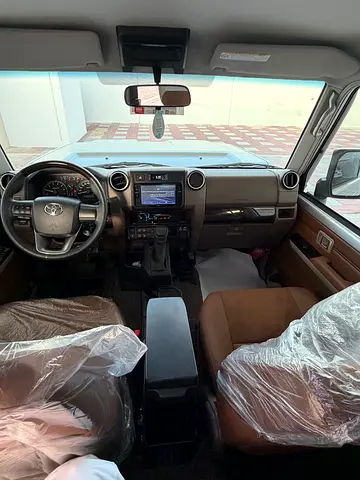 Toyota Land Cruiser LC 76 70th Anniversary, миниатюра 8