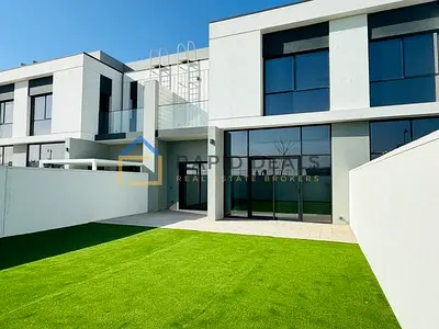 Elegant 3BR+M Type A Townhouse - Park Facing