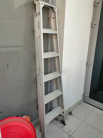 5 steps ladder