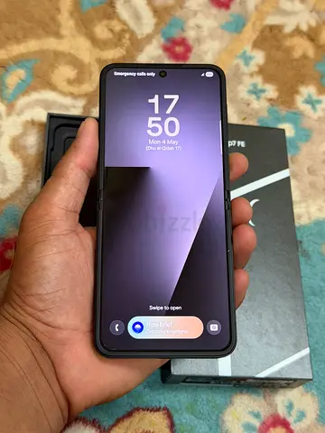 Samsung Z FLIP 7 FE 256 gb TDRA uae