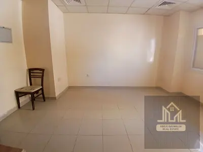 WOW \\ LAVISH \\ HOT OFFER \\ LUXRY APPARTMENT \\ FAMILY BUILDING \\ NEAT AND CLEAN // NEAR SAFAI M