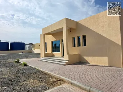 مساحة تجارية كبيرة للإيجار في منطقة الجرف الصناعية 3، عجمان
