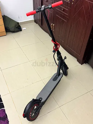 YouFs Electric Scooter – Excellent Condition (Used, Like New)