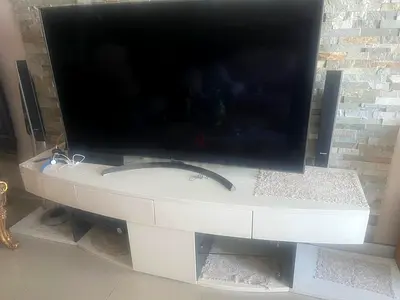 Free TV table