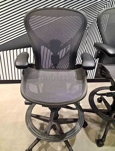 REMASTERED V2 Herman Miller Chair Fully Adjustable Size B with Aeron Stool