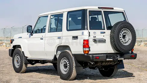 صورة 4 لـ 2026 Toyota LAND CRUISER 70 SERIES