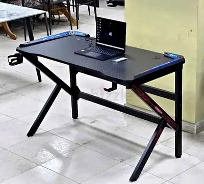Sturdy Black Gaming/Computer Desk with Carbon-Fiber Top and Headphone Hook