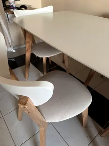 Dinning table