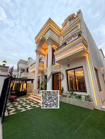 Luxury villa for sale in Al-Haliyo 2, prime location opposite Al-Hamidiyah Park and close to all services. Villa details: Land area: 3400 sq ft, Built