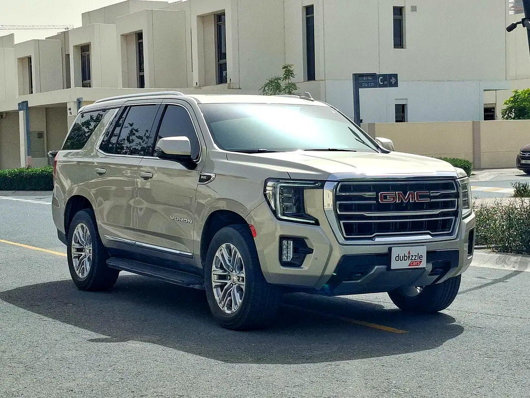 GMC Yukon 2021 — photo 1 of 15