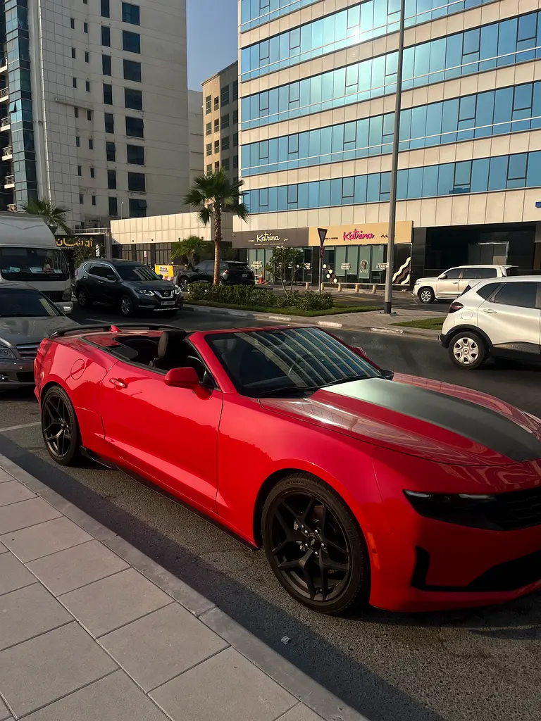 Chevrolet Camaro Convertible 2024 — photo 1 of 18