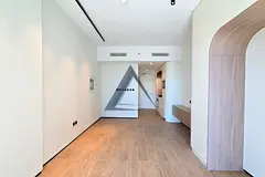 Bright  Modern | Luxury Community | Ready to Move
