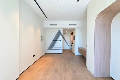 Bright & Modern | Luxury Community | Ready to Move