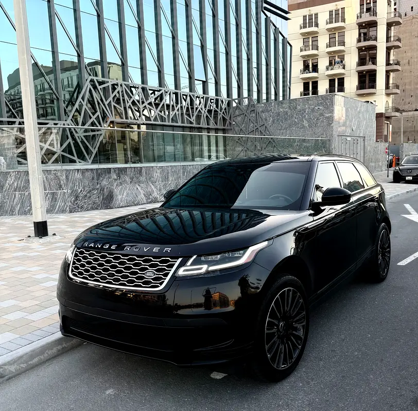 Land Rover Range Rover Velar 2020 — photo 1 of 10