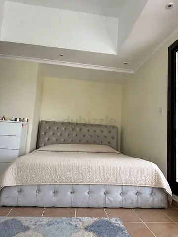 Queen tufted upholstered bed frame with headboard and storage base - light grey 180*210