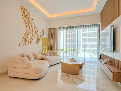 READY TO MOVE IN | FULLY FURNISHED | LUXURIOUS UNIT
