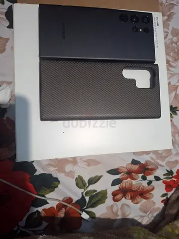 Samsung Galaxy S23 Ultra with protective case (boxed)