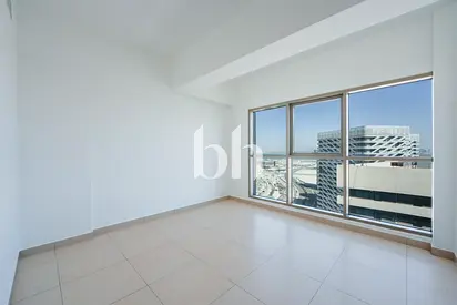 Elegant Living | Spacious Unit | Vacant