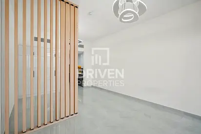 Ready to Move in | High Floor | Large layout
