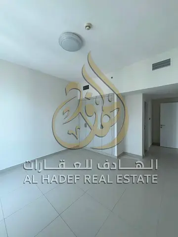 ▫️تكييف على المالك ▫️باركن مجاني ▫️جيم مجاني ▫️مسبح مجاني ▫️برج عائلي وموقع ممتاز ▫️قريبة من الخدمات والمواصلات 💳 تسهيلات في الدفع تصل إلى 4 أو 6 دفع