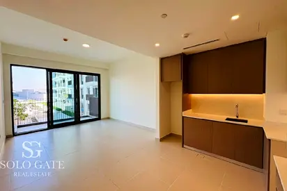 Pool View | Brand New | Mid Floor