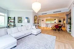 Type C | Renovated | Vacant end of May