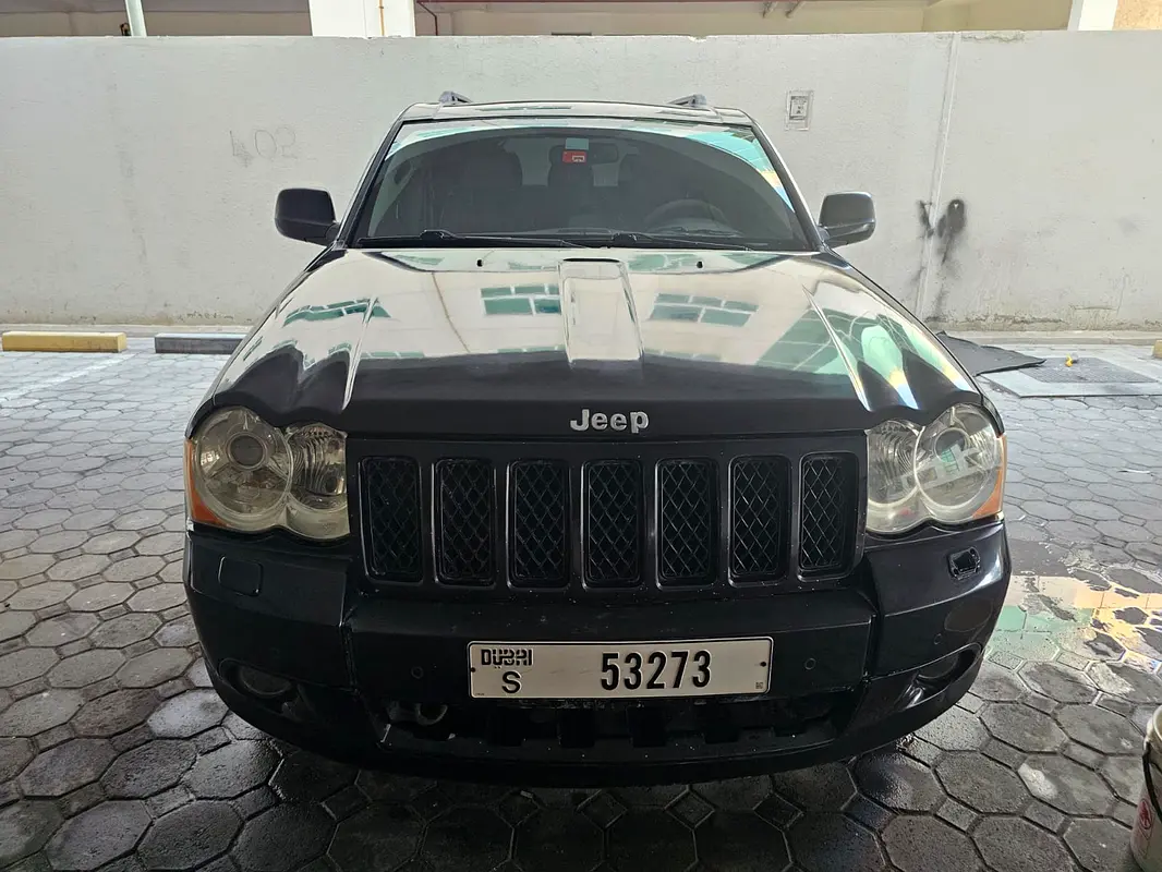 Jeep Grand Cherokee 2009 — photo 1 of 4