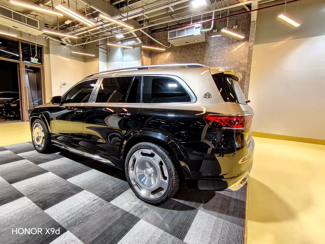Mercedes-Benz GLS-Class 2023