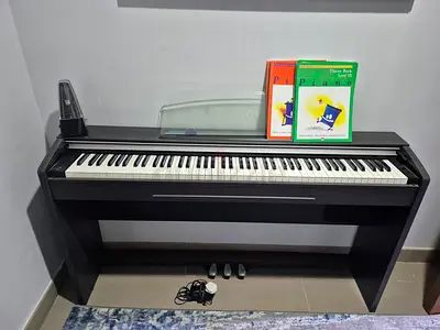 Casio Privia PX-720 piano with Metronome