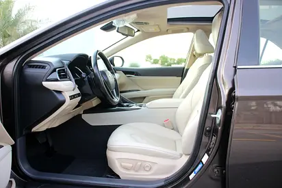 صورة 10 لـ 2022 Toyota CAMRY