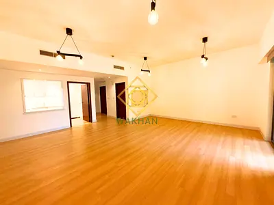Community/Marina View | Vacant | High Floor