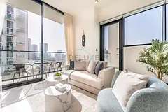 Minutes from Circle Mall, Grocery Stores &amp; Bus Stop 2BR with Mini Private Pool on Balcony, Bingh