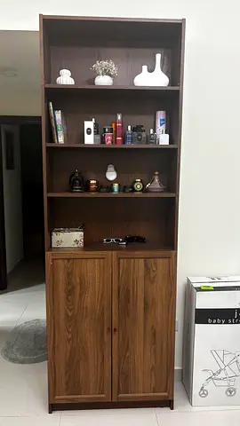 Solid wood bookshelf / Display rack