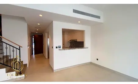 Ready Now| Unfurnished | Modern Layout| Vibrant Community