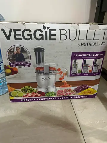 Veggie Bullet by NutriBullet - Food Processor / Spiralizer (Boxed)