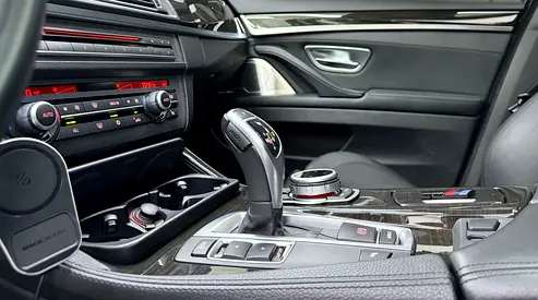 2012 BMW 5-SERIES 缩略图 13