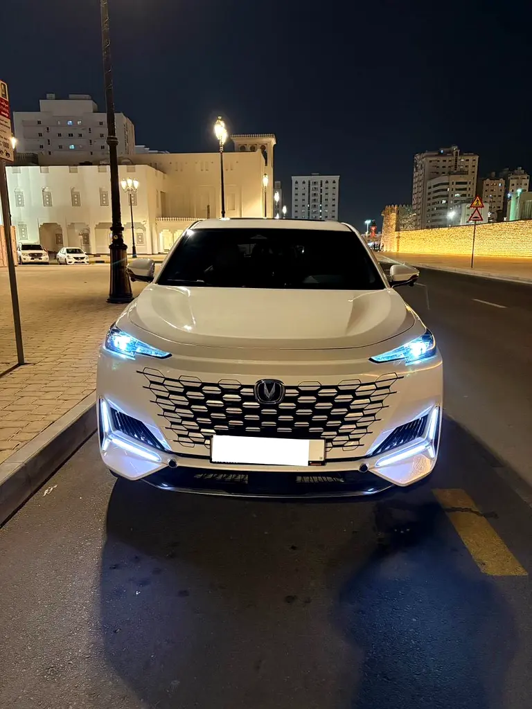Changan UNI-K 2024 — photo 1 of 13