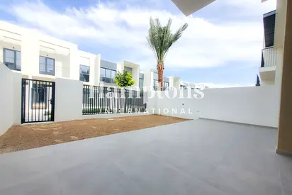 Near to Pool and Gym | Back to Back | From July