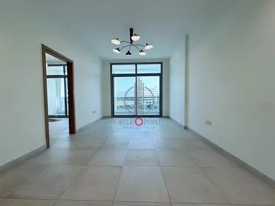 Modern 1-Bedroom | Prime Central Location | Excellent Connectivity