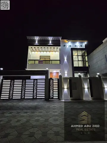 Freehold ownership for all nationalities, including air conditioning, water, and electricity.
