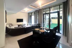 Close to Park | TH-M1 | Spacious | Well Maintained