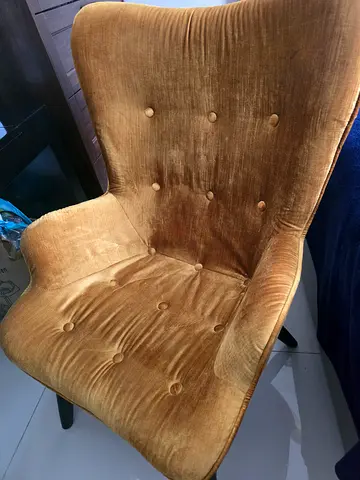 High back chair