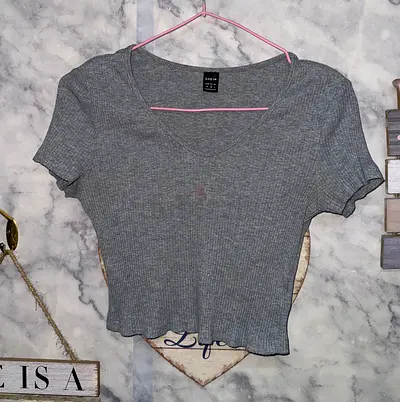 Shein Grey Ribbed V-Neck Crop Top