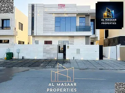 للبيع فيلا فاخره بمساحه بناء كبيره مقابل المسجد وقريبه من المدراس والخدمات جاهزه للسكن فوورا