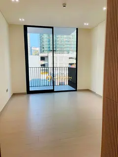Luxe Studio | Nearby Park | Smart Home | White Goods