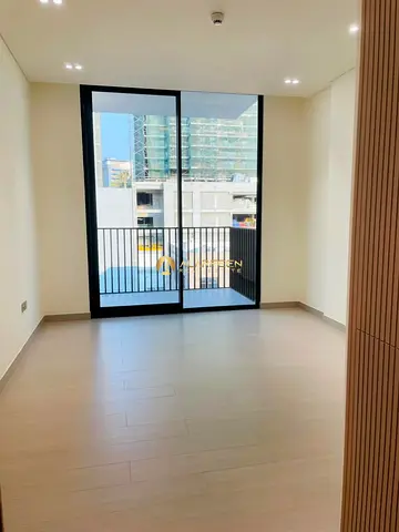 Luxe Studio | Nearby Park | Smart Home | White Goods