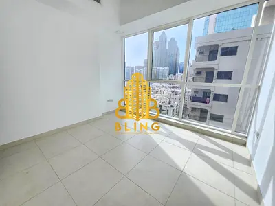 Semi New 2BHK With Parking & 2 Bathrooms