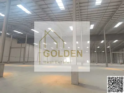 Logistics warehouse with strategic location and operational capacity
